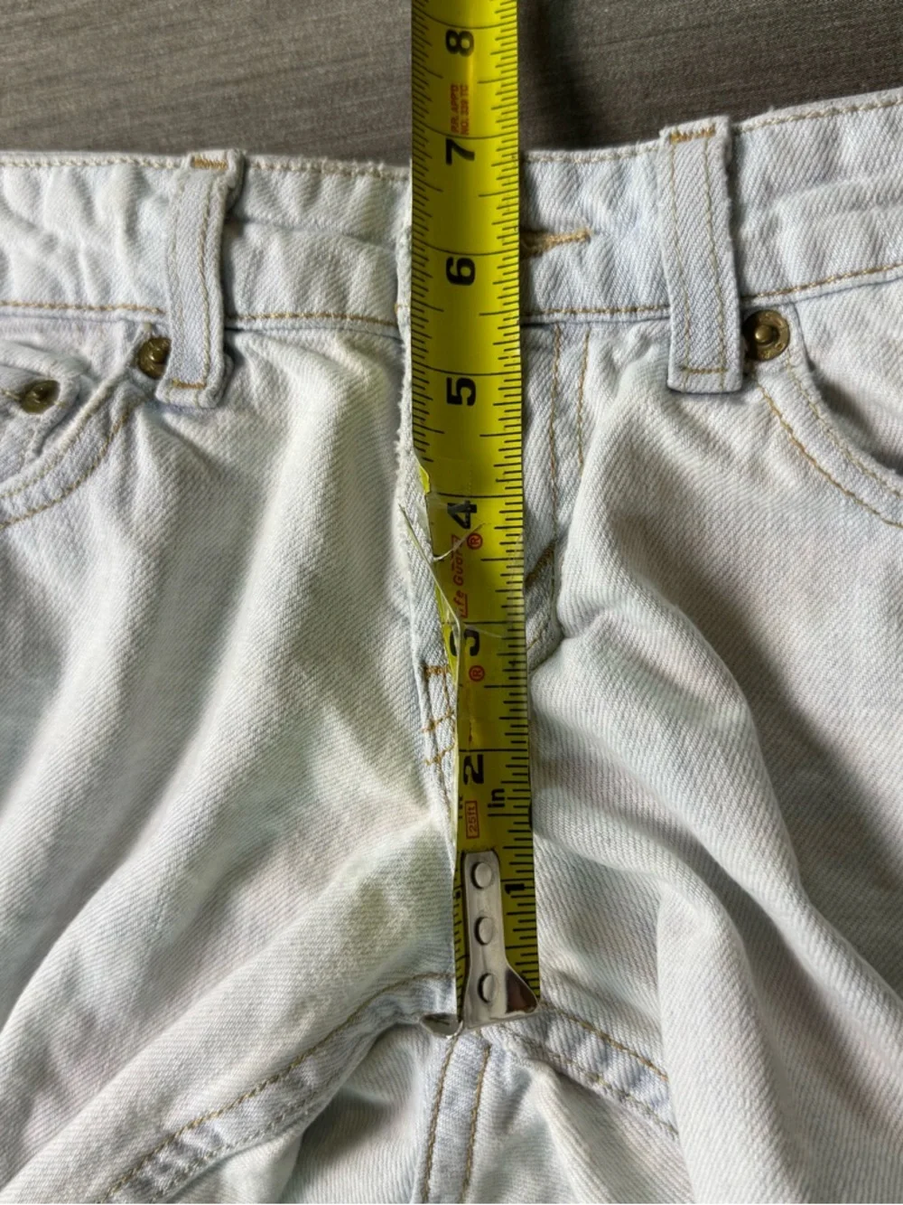 Levi's 524 Too Superlow Denim Shorts Size 1 Short Y2K Light Wash Cutoff Vintage